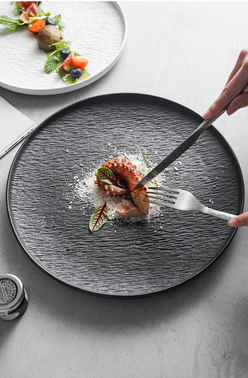 Casa Felice Noir Blanc Dinner Plate 8"  - Italian - designed hand - painted porcelain plate | Casa Felice Casa Felice