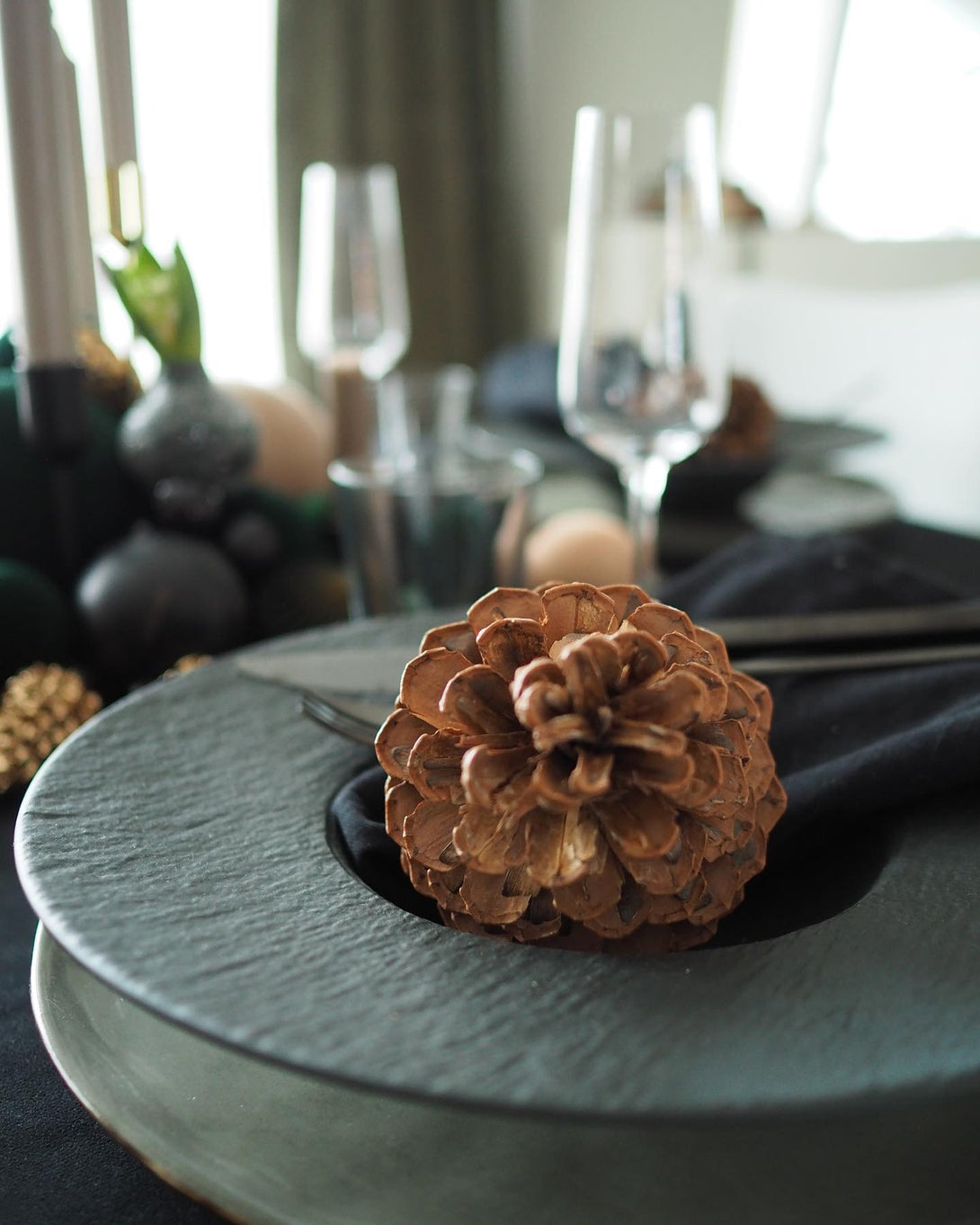 Casa Felice Rock Pasta Plate  - Italian - designed hand - painted porcelain plate | Casa Felice Casa Felice